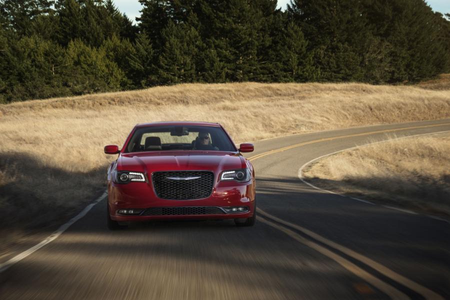  Chrysler 300C S 2015 года  (фото 57 из 59)